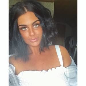 Meet your Posher, Cloey